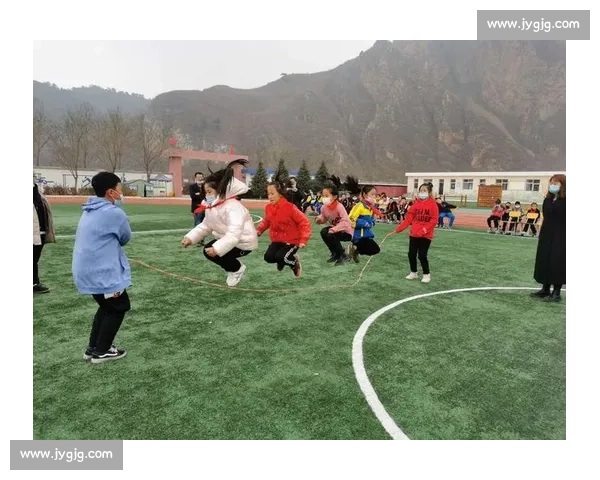 格力犬闪电比赛视频展现极速奔跑与惊人反应速度挑战极限